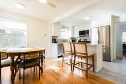 Minutes from Notre Dame ☘️ | 4BR Home for Groups | Sleeps 8–10