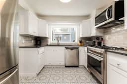 3BR, 3BA Home on Angela Blvd Steps from ND