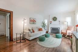 Stylish 3br Cozy Home 10min Drive from ND!