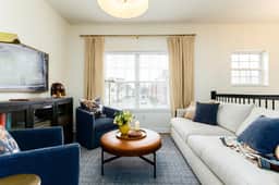 ND Retreat<>Luxury 3 B 3.5 BA Townhome 1.5mi to ND
