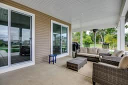 Victory Views Estate: Luxury Retreat for 25+ Guests
