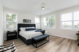 Victory Views Main House: Luxury Retreat for 20+ Guests