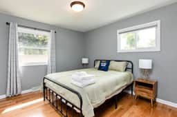 TDJ Getaway<>4BR Home w/game room