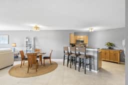2BD/2BA Condo w/ Beach Access & Pool Isla del Sol