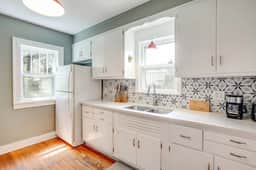 Artist’s Vintage Home 5 mins from ND Campus