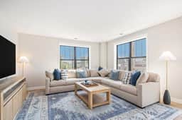 Luxury Irish Quarter Retreat | Walk to Notre Dame