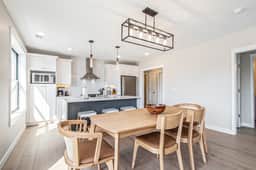 Luxury Irish Quarter Retreat | Walk to Notre Dame
