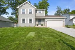 New 4 Bed 2 and a Half Bath Near ND Campus - Image 3