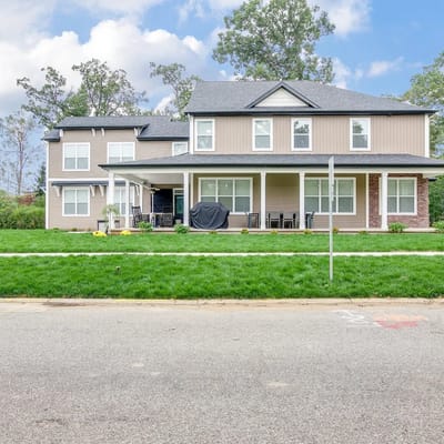 Victory Views Estate: Luxury Guest Loft