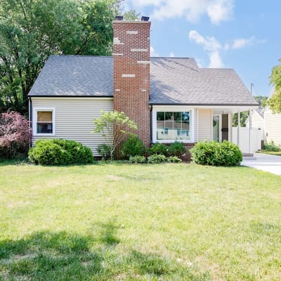 Cozy, Freshly Updated 3BR Home 5 Min from ND