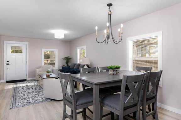 Cozy 2-Bedroom Home Near Notre Dame - Perfect for Game Day Stays