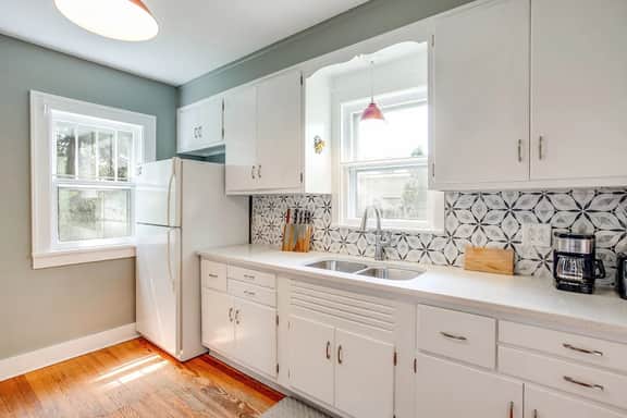 Artist’s Vintage Home 5 mins from ND Campus