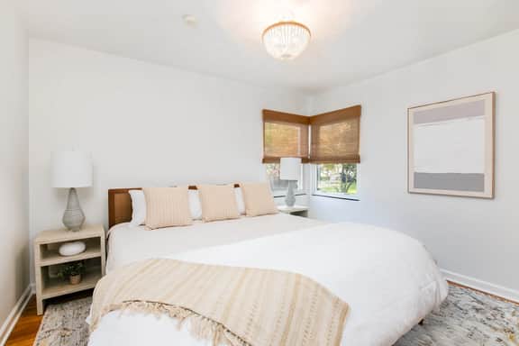 Cozy, Freshly Updated 3BR Home 5 Min from ND