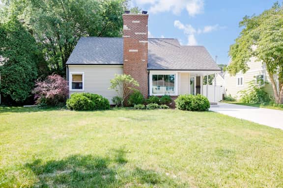 Cozy, Freshly Updated 3BR Home 5 Min from ND - Image 5